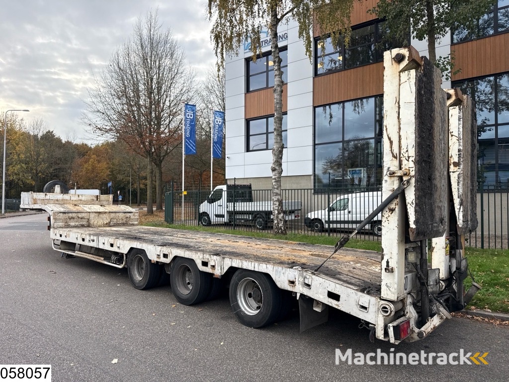 Nicolas Lowbed 48.000 KG, 2,5 mtr + 2x 0,25 mtr