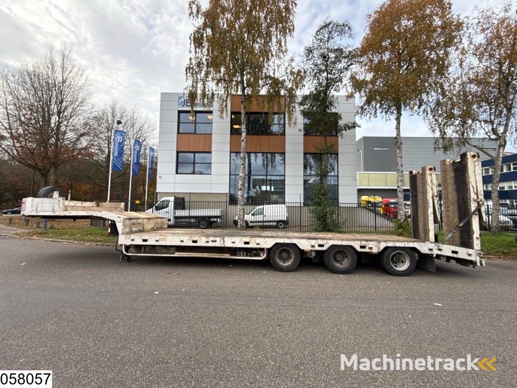 Nicolas Lowbed 48.000 KG, 2,5 mtr + 2x 0,25 mtr