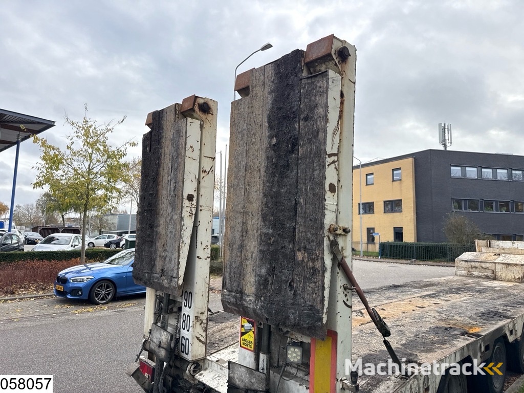 Nicolas Lowbed 48.000 KG, 2,5 mtr + 2x 0,25 mtr