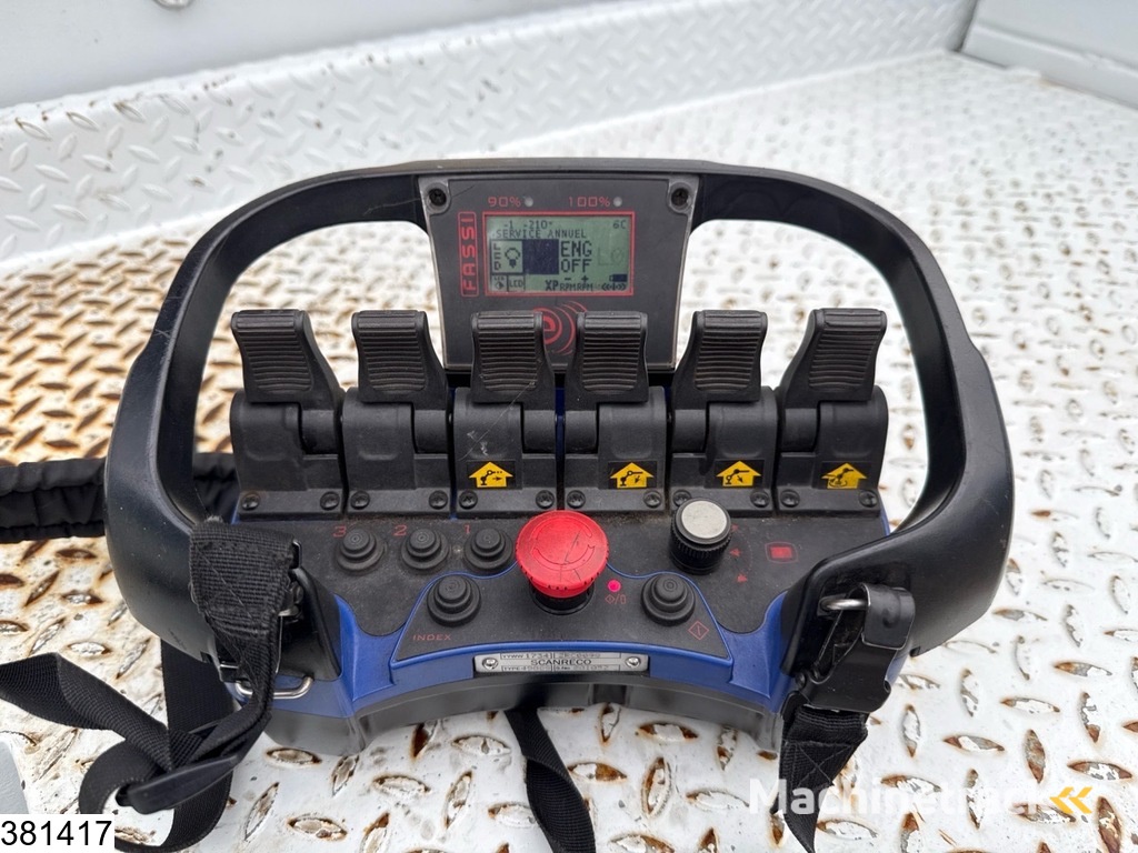 Iveco 260S36 6x2, EURO 6, Fassi, Remote