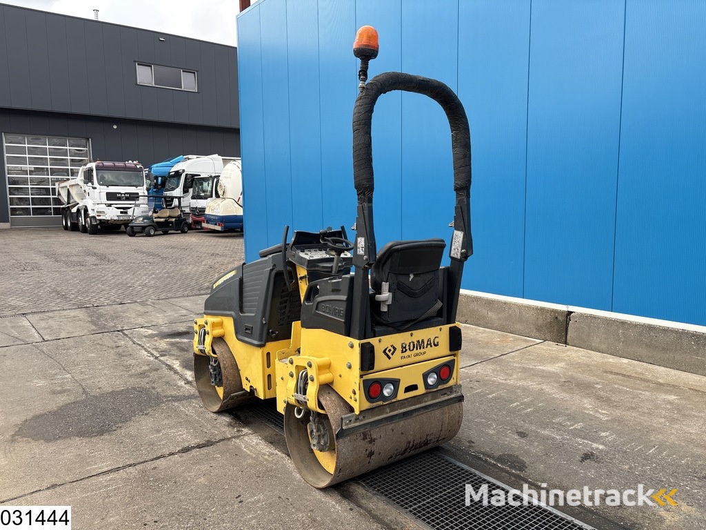Bomag BW 100ADM-5 2207h, 15,1KW