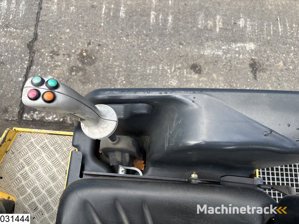 Bomag BW 100ADM-5 2207h, 15,1KW