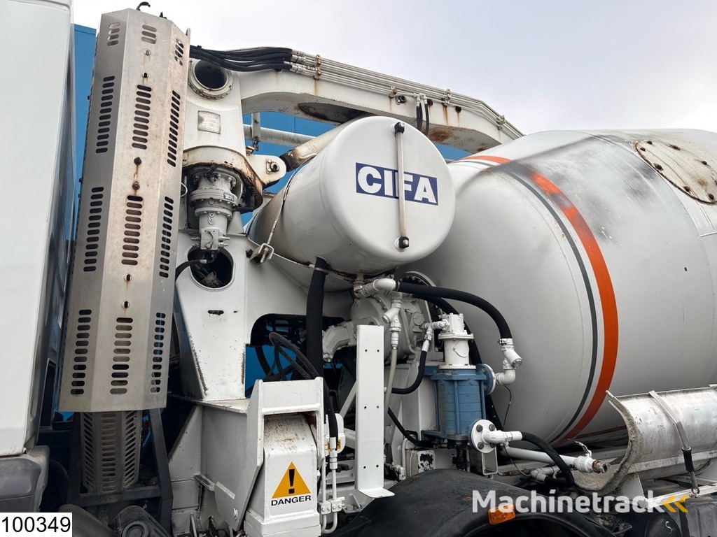 Renault Kerax 420 8x4, EURO 3, Cifa MK20, 9m3