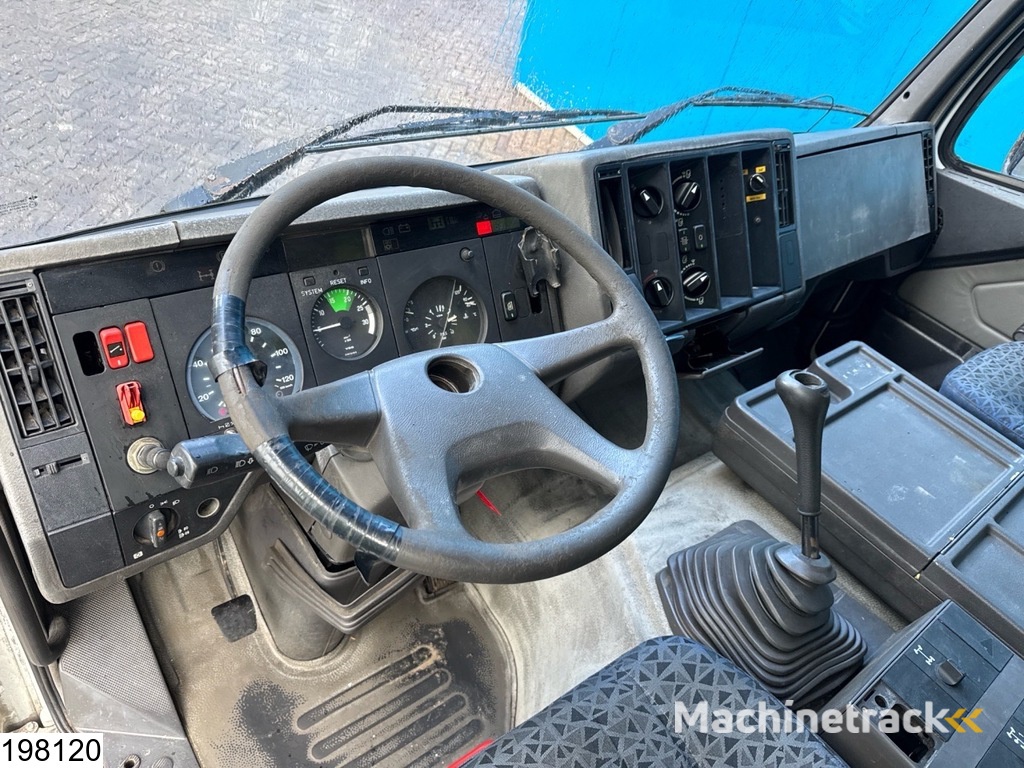 Mercedes 1820 15375 Liter, LPG GPL, Gastank, Steel suspension