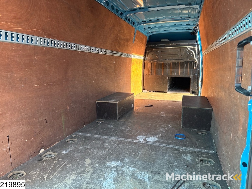 Iveco Daily Daily 35 NP EURO 6, CNG, Manual transmission