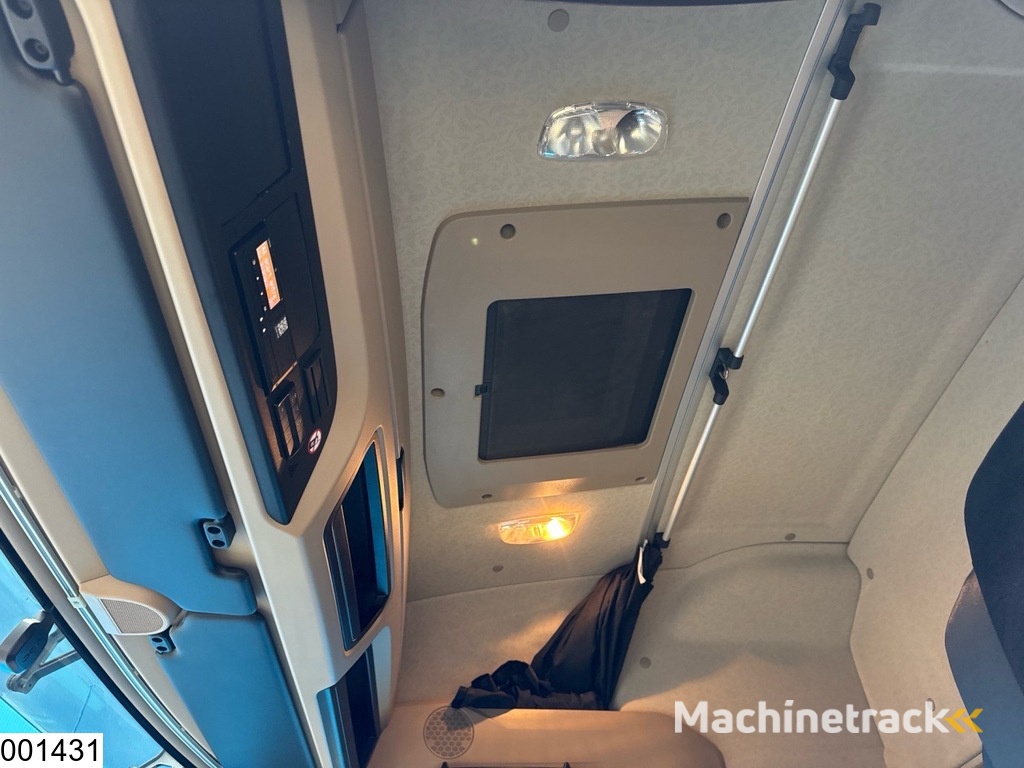 Mercedes Actros 1848 EURO 6, ADR, Retarder, PTO, Standairco