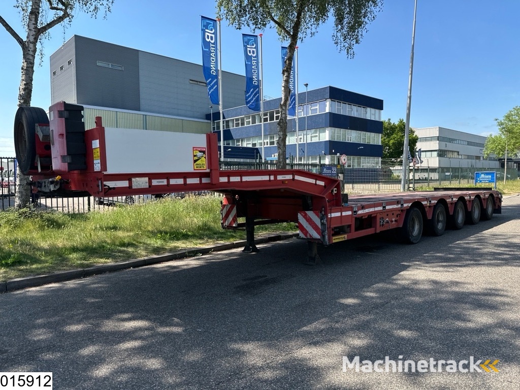 Faymonville multi max 85.000 KG, Steering axle