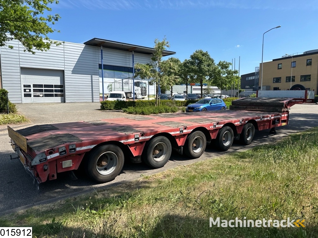 Faymonville multi max 85.000 KG, Steering axle