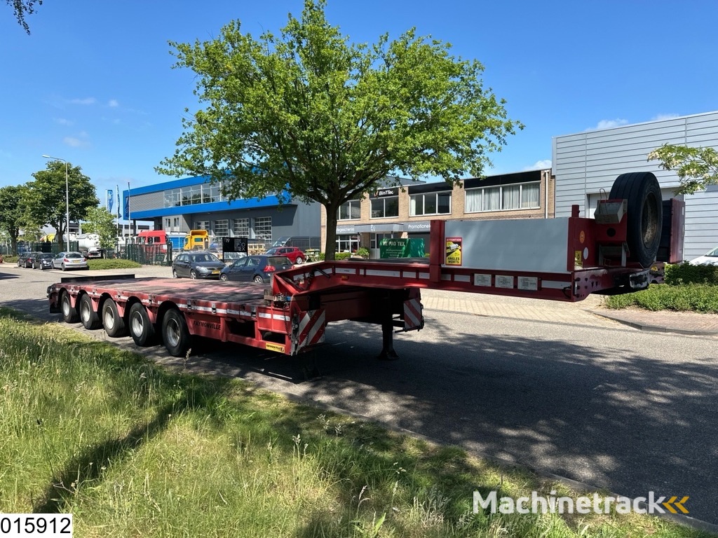 Faymonville multi max 85.000 KG, Steering axle