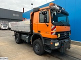 Minituur van Mercedes Actros 1832 4X4, Grit spreader, Snow plough, Tipper