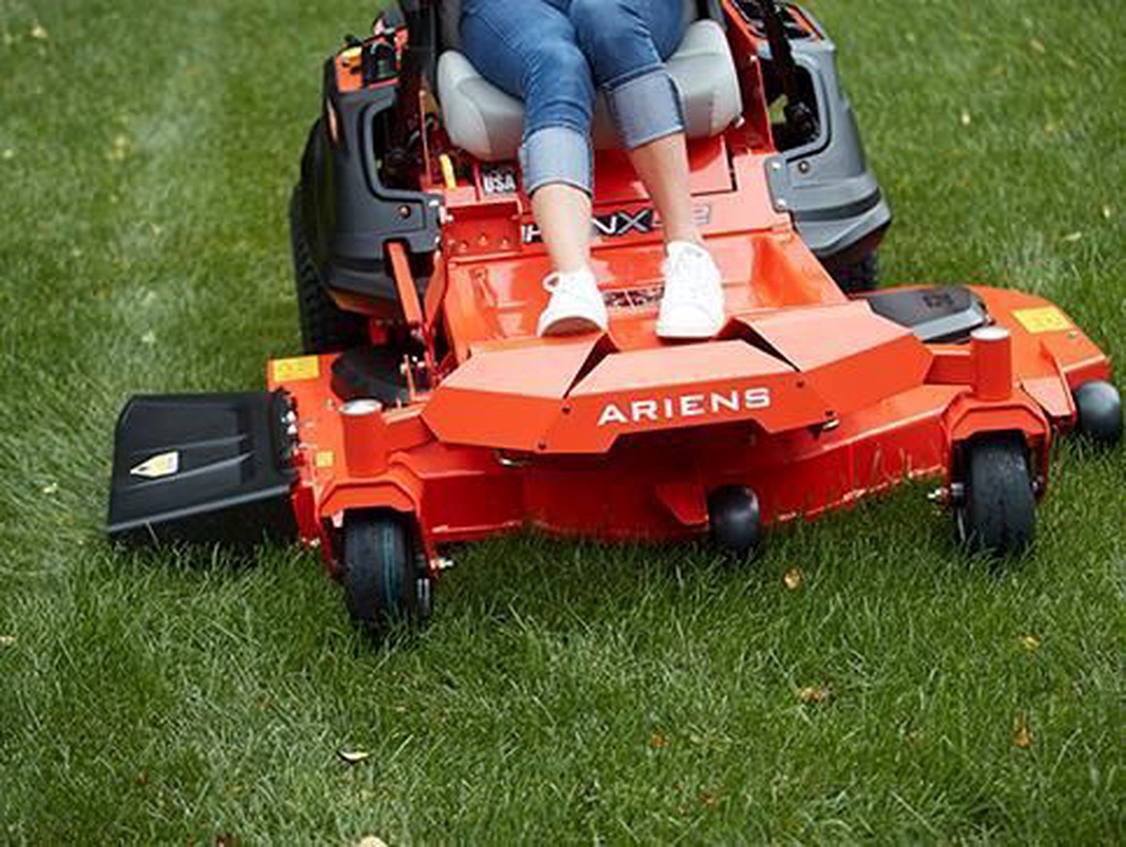 ARIENS Ariens Ariens IKON-X 52 zero turn zitmaaier 26.5 pk kawa 1.32mt maaibreedte AKTIE