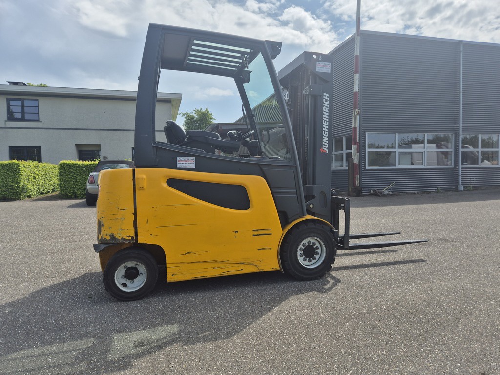 Jungheinrich EFG 430K 3 Ton  Mast 3F470 2967 UUR.