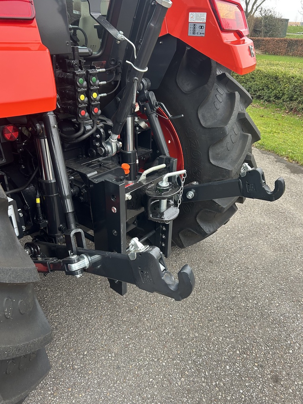 Kioti RX8040PC-GE 73 PK Cabine/airco 4wd powershuttle evt met voorlader