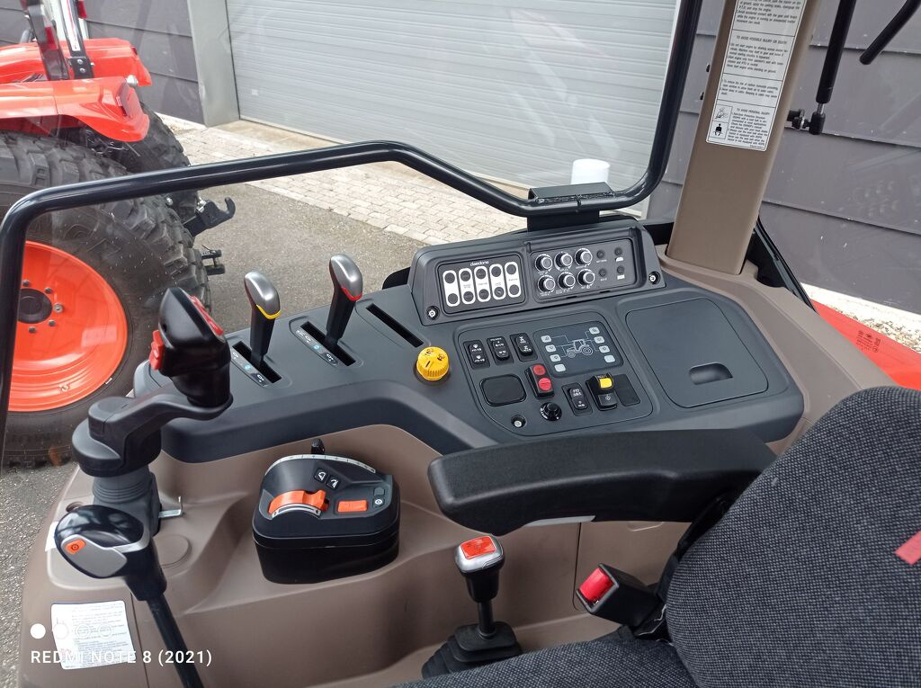 Kioti RX8040PC-GE 73 PK Cabine/airco 4wd powershuttle evt met voorlader