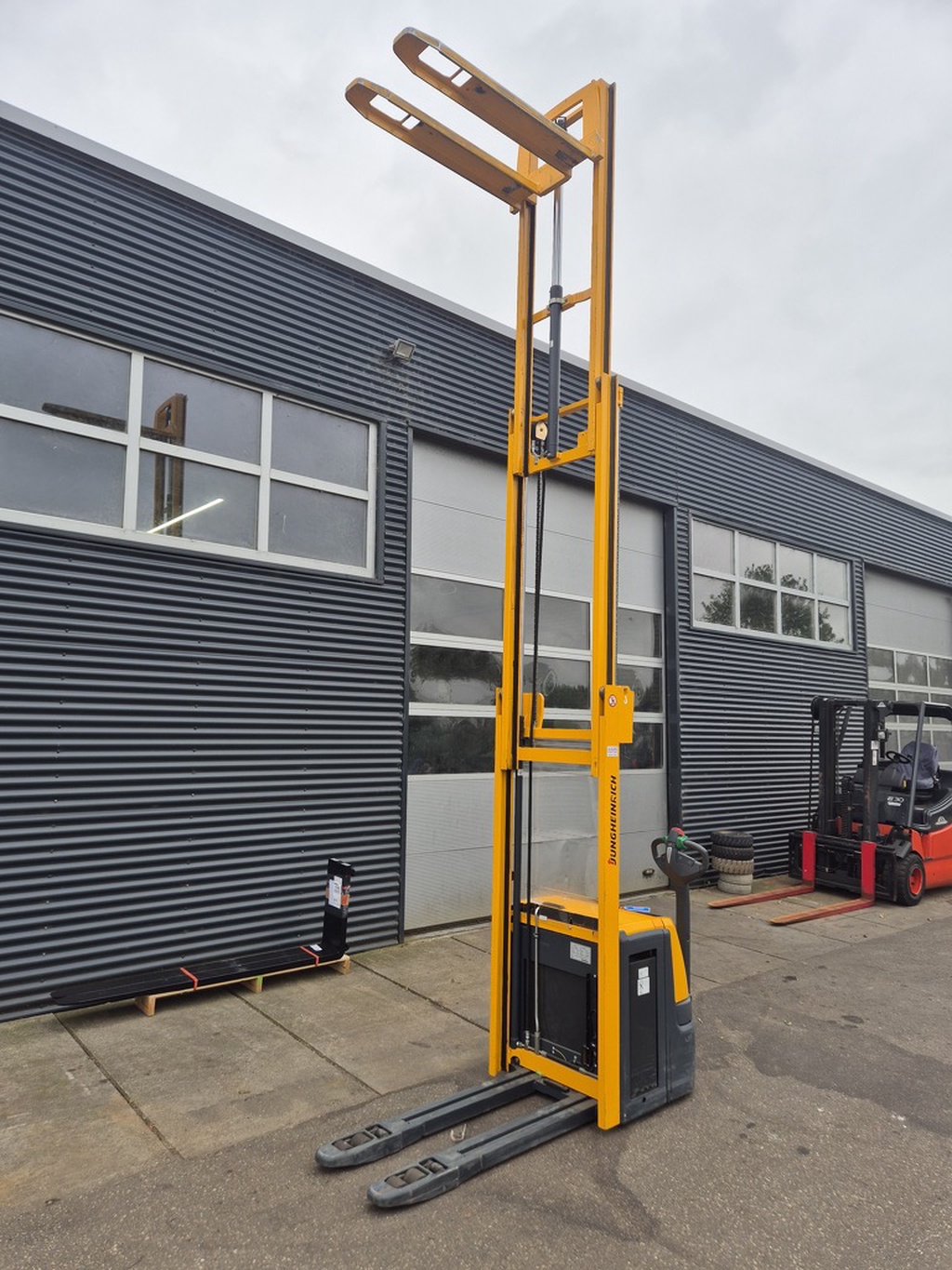 Jungheinrich EJC 212Z Stapelaar 1.2 ton  Mast 3f470  bj 2014  nieuwstaat