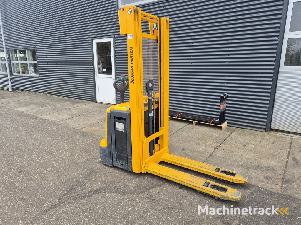 Jungheinrich EJC 212Z Stapelaar 1.2 ton  Mast 3f470  bj 2014  nieuwstaat