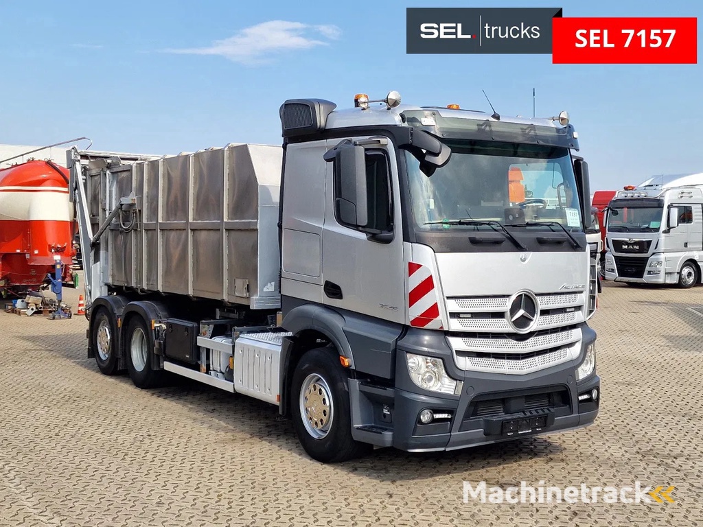 Mercedes-Benz Actros 2545 Tierkadaver / Lenkachse / Liftachse