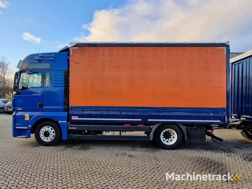 MAN TGX 18.580 4X2 LL ZF Intarder / Aluklappen / Durchladezug