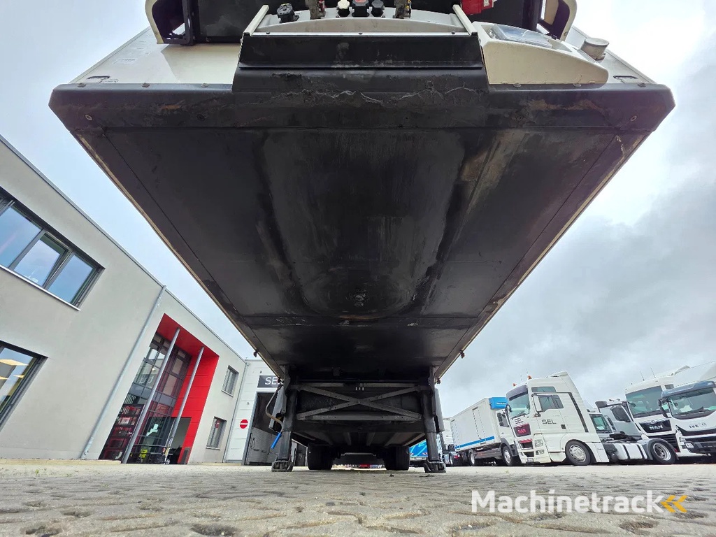 Schmitz Cargobull SKO 24/L