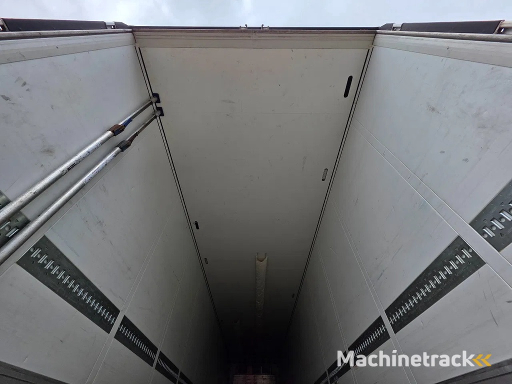 Schmitz Cargobull SKO 24/L