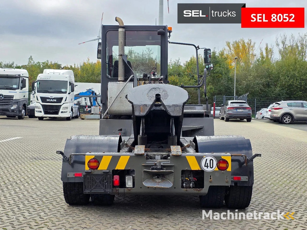 Terberg YT 182 Umsetzer Sattelplatte