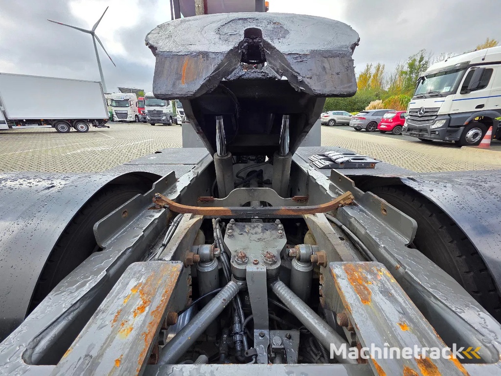 Terberg YT 182 Umsetzer Sattelplatte