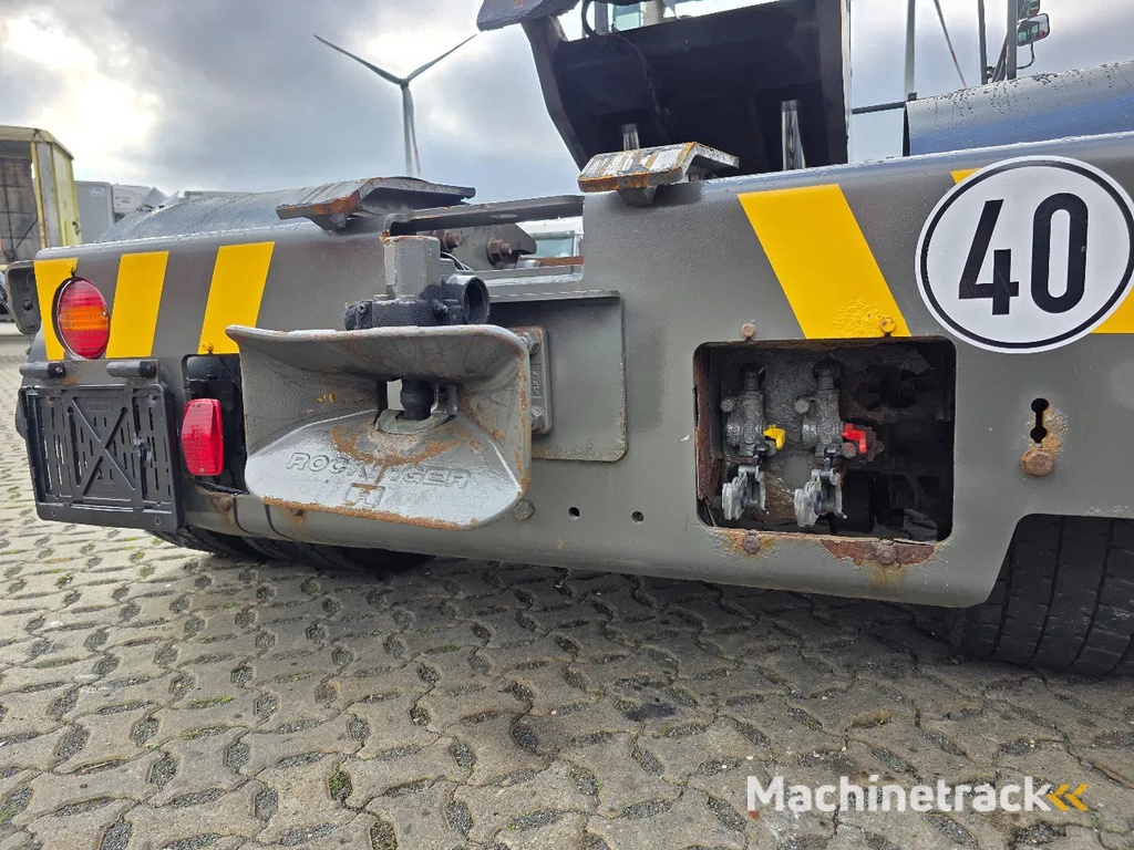 Terberg YT 182 Umsetzer Sattelplatte