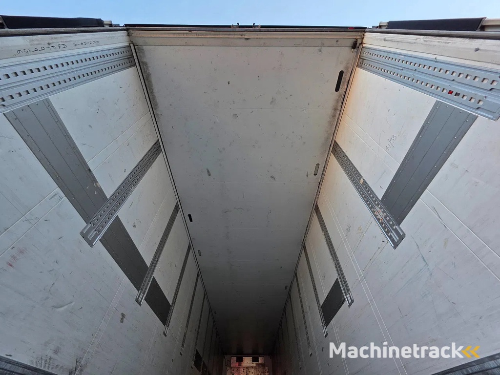 Schmitz Cargobull SKO 24/L13.4 FP 45 COOL