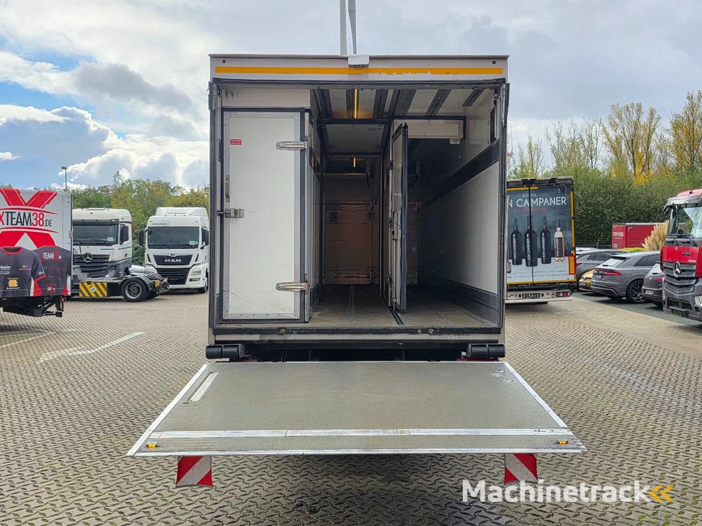 MAN TGM 18.290 4X2 LL Ladebordwand / Carrier Supra 1250 Mt