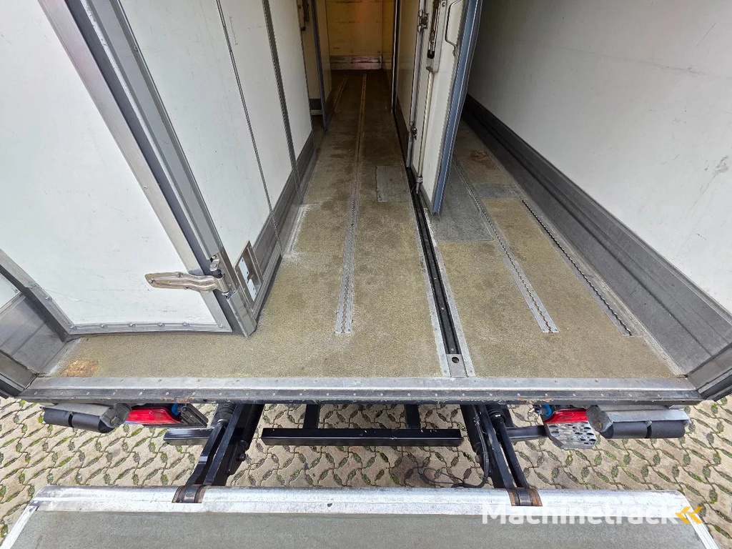 MAN TGM 18.290 4X2 LL Ladebordwand / Carrier Supra 1250 Mt