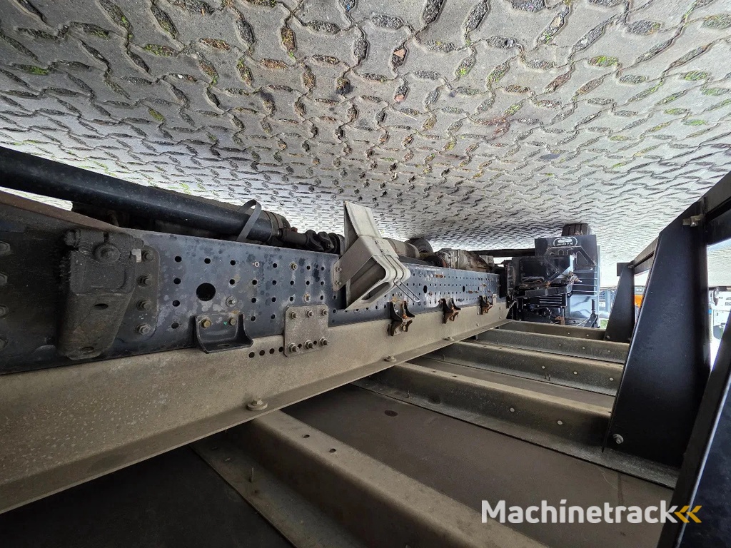 FUSO Canter 9C18 Ladebordwand / 3 Sitzen