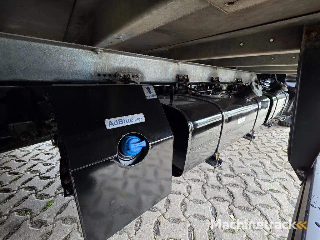 FUSO Canter 9C18 Ladebordwand / 3 Sitzen