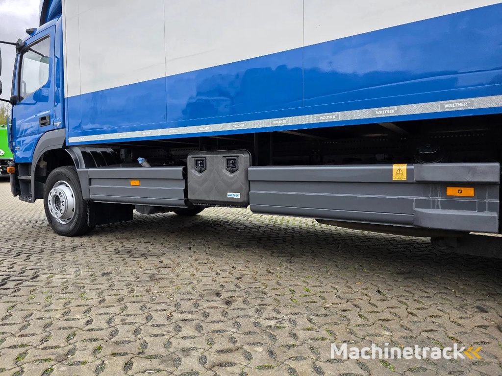 Mercedes-Benz Atego 1221