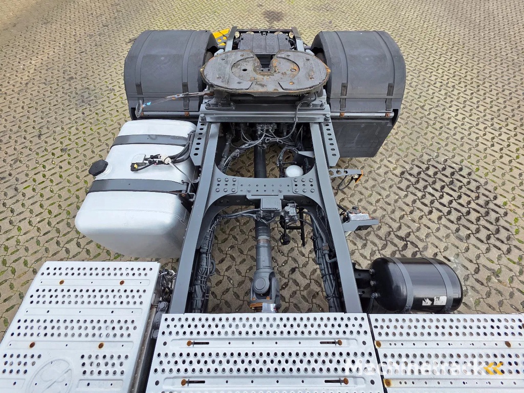 Mercedes-Benz Actros 1845