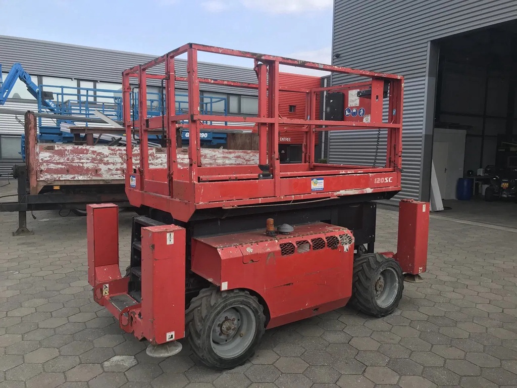 Manitou schaarlift  120 sc