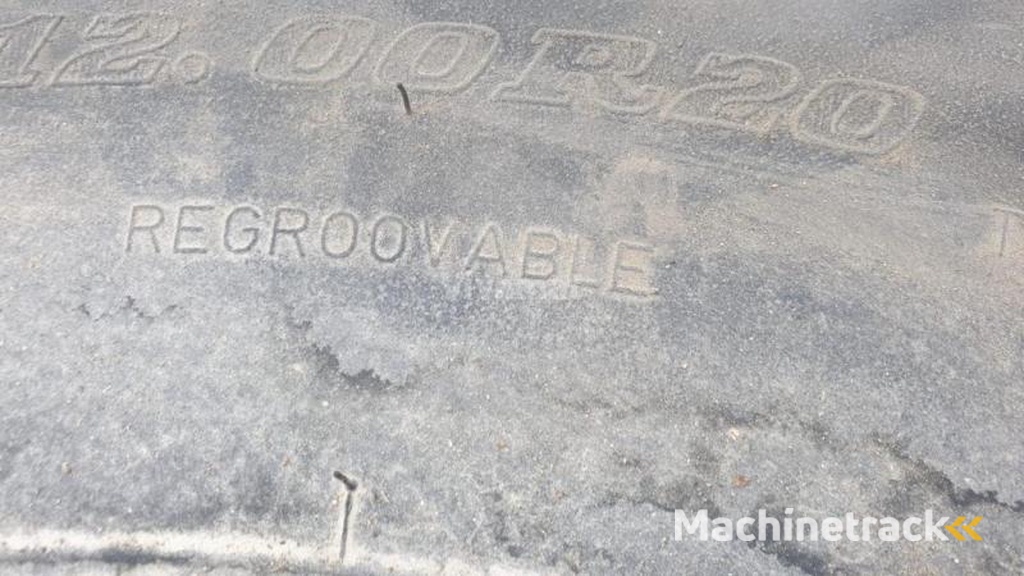 DUNLOP-12.00R20 SP931