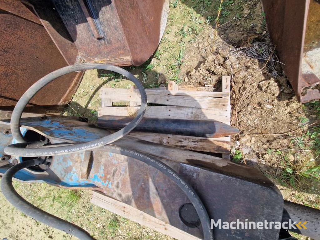 LIEBHERR-924 LIEBHERR 924