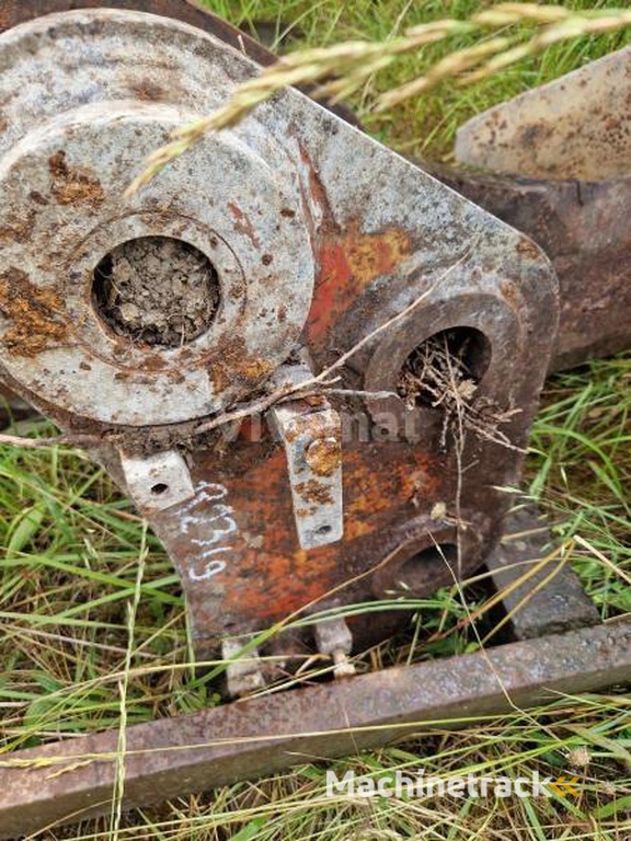 DENT-DE-DESSOUCHAGE DENT DE DESSOUCHAGE