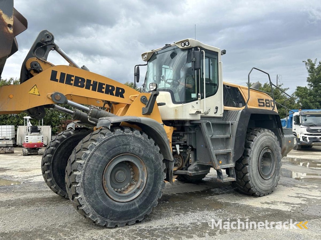 Liebherr L580