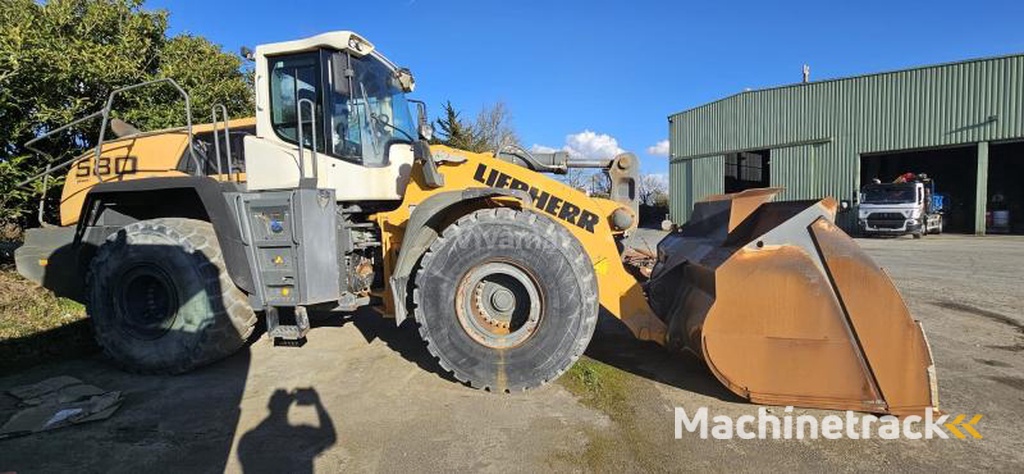 Liebherr L580
