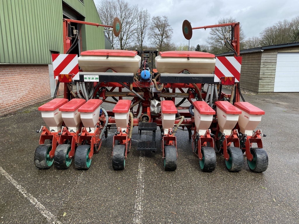 Kverneland Optima zaaimachine 8 rijen