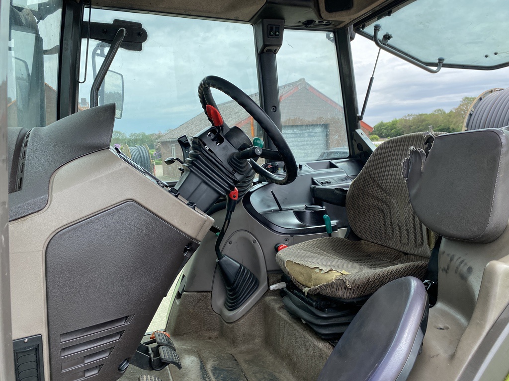 Claas Celtis 456 RX met frontlader