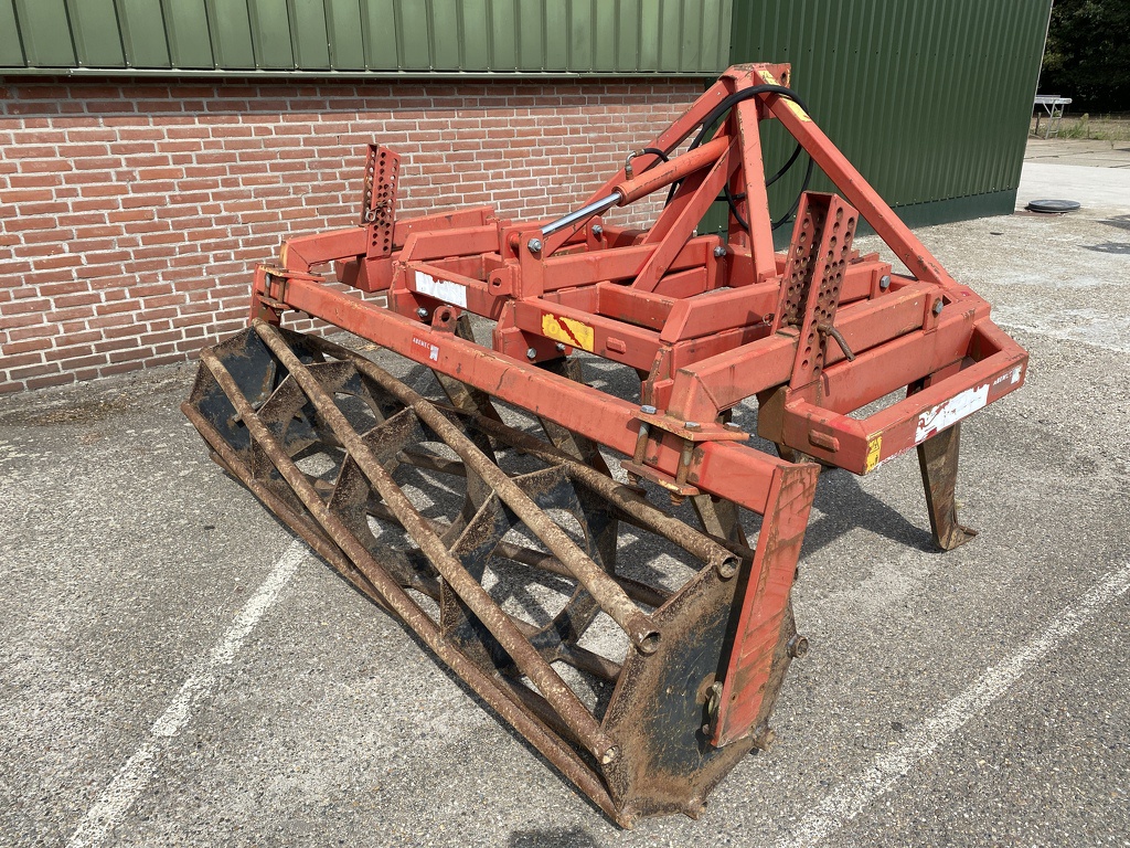 Evers Forest cultivator