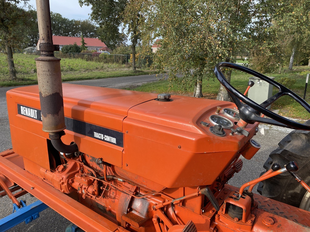 Renault 551 + schoffelmachine