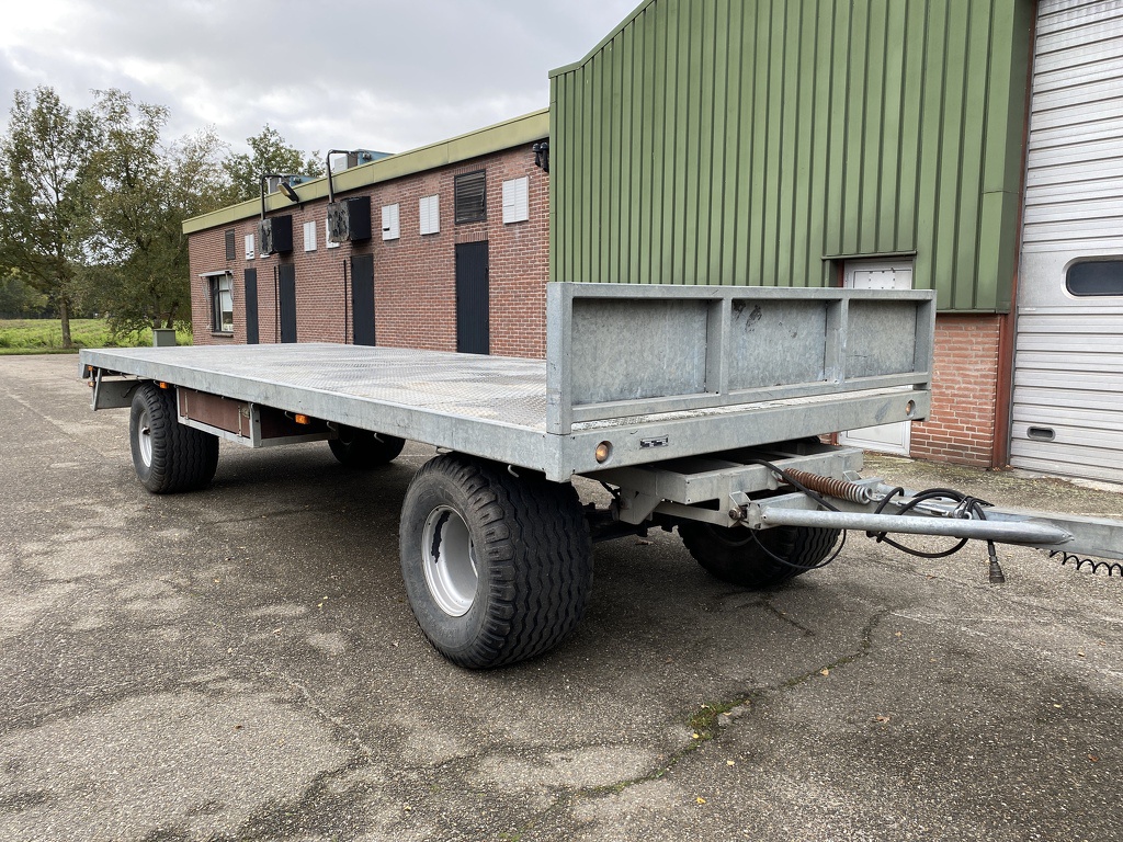 Landbouwwagen platte wagen 7.6 mtr