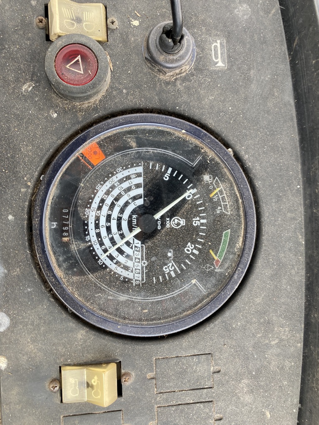 John Deere 3040 met frontlader