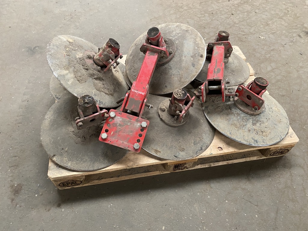 Vleugelschaar cultivator + zaaibak