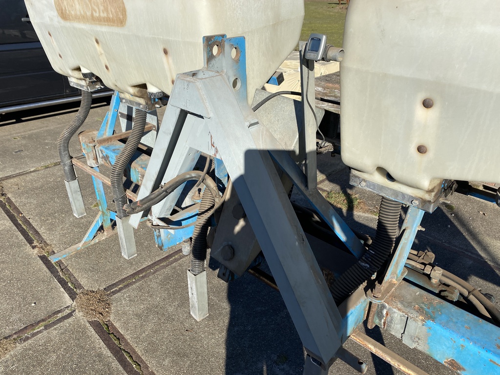 Rijenstrooier Hydr. aangedreven