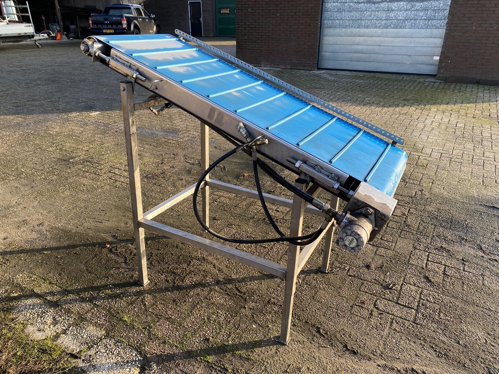 RVS opvoerband elevator