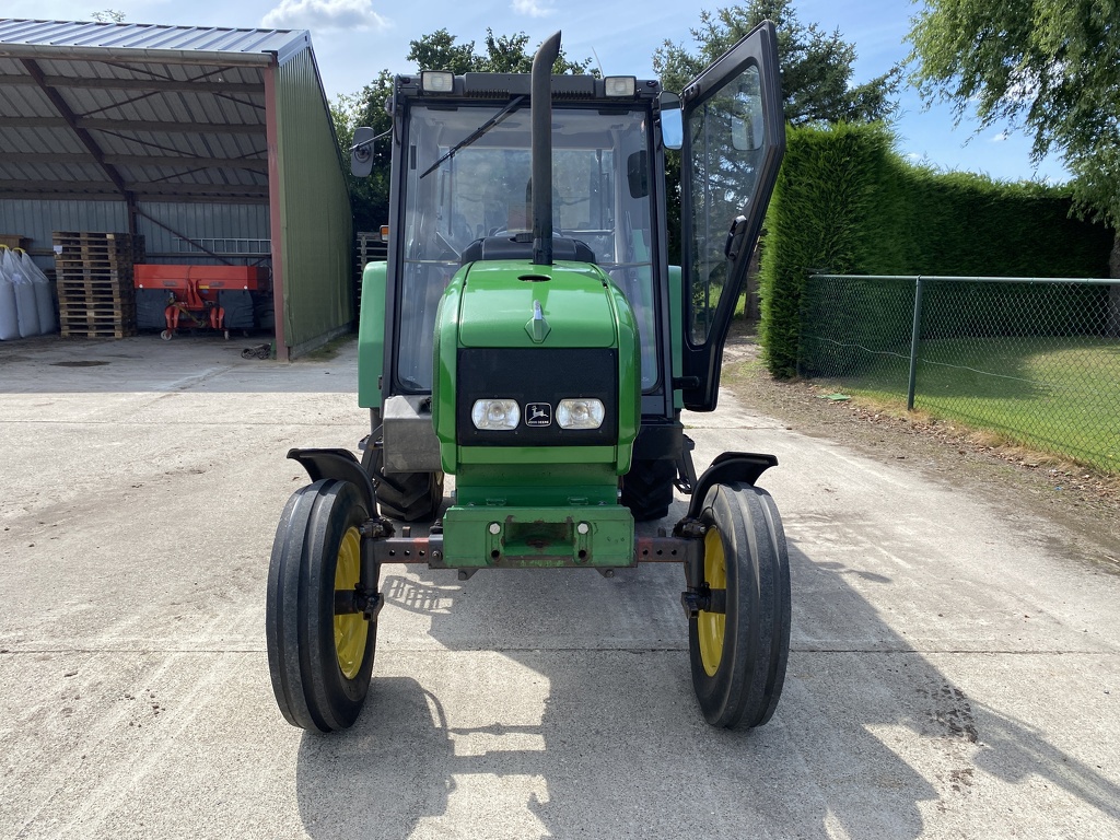 John Deere 3200 X